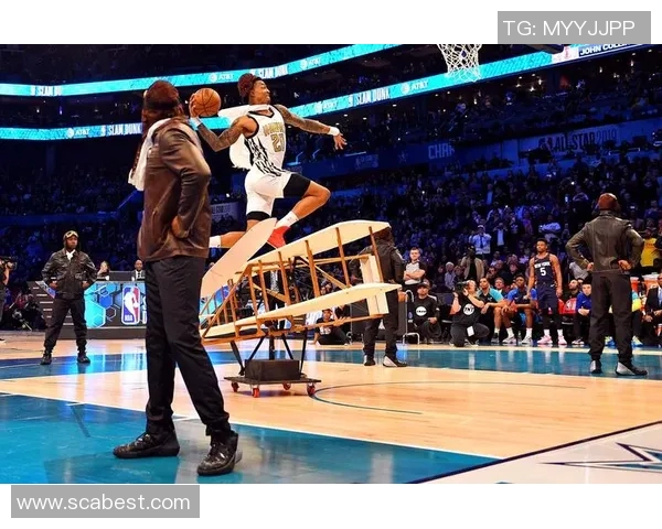 篮球明星的绝技揭秘NBA赛场上的技巧与策略分析